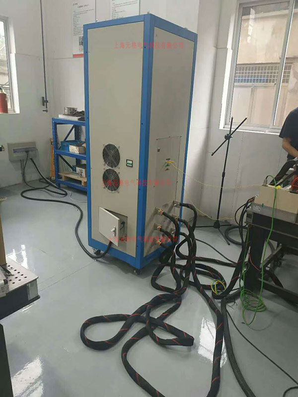 地鐵高鐵碳化塊溫升大電流發(fā)生器電阻檢測(cè)現(xiàn)場(chǎng)案例